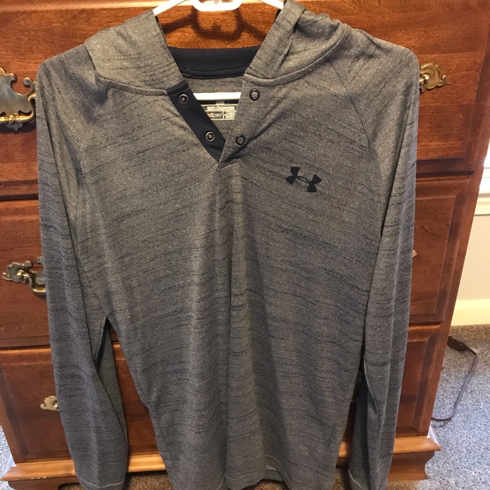 Under Armour Pullover Hoodie
